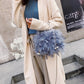 Bag de Plumas com Alça de Corrente