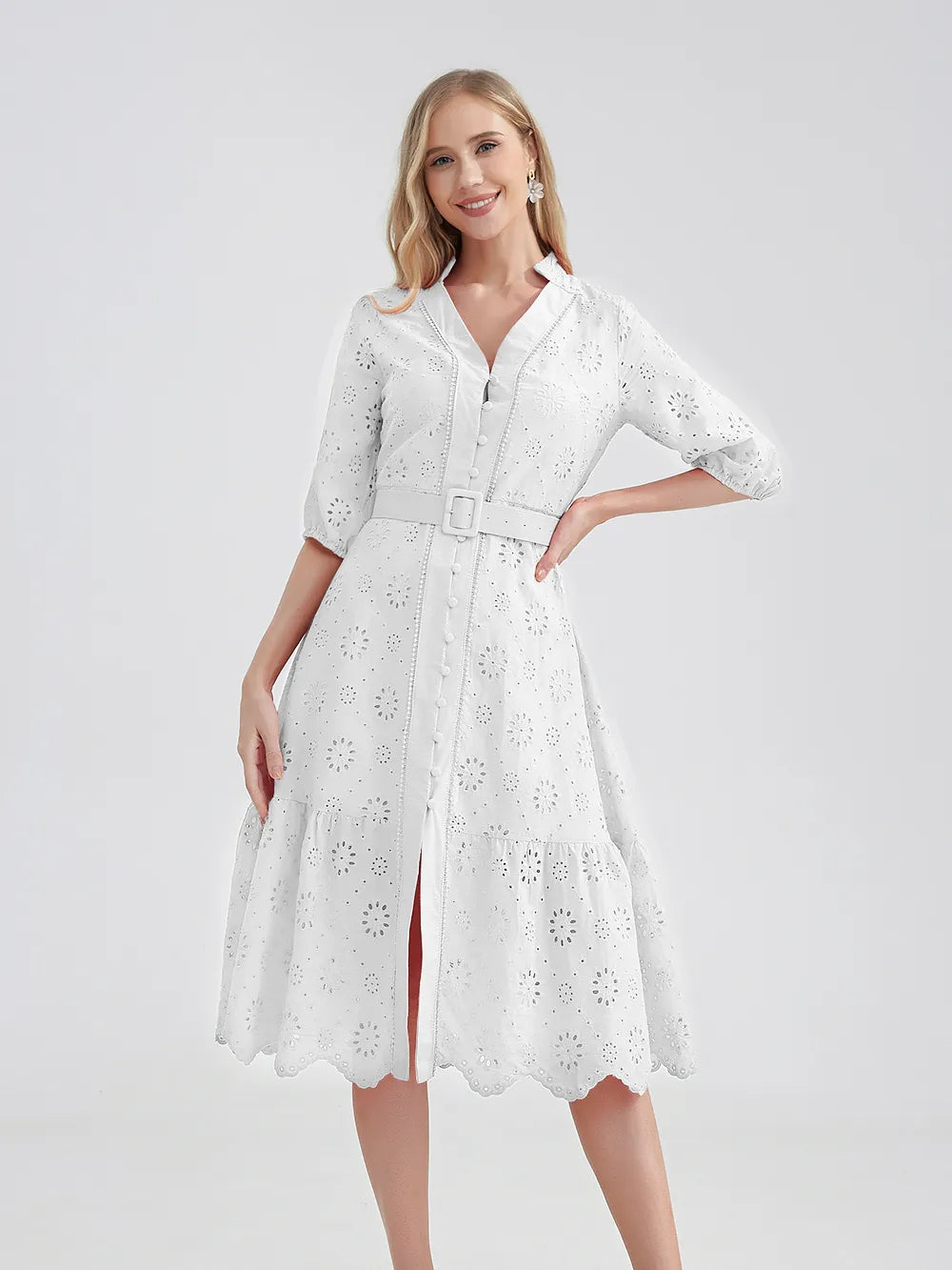  Vestido Laise Bordado com Cinto 
