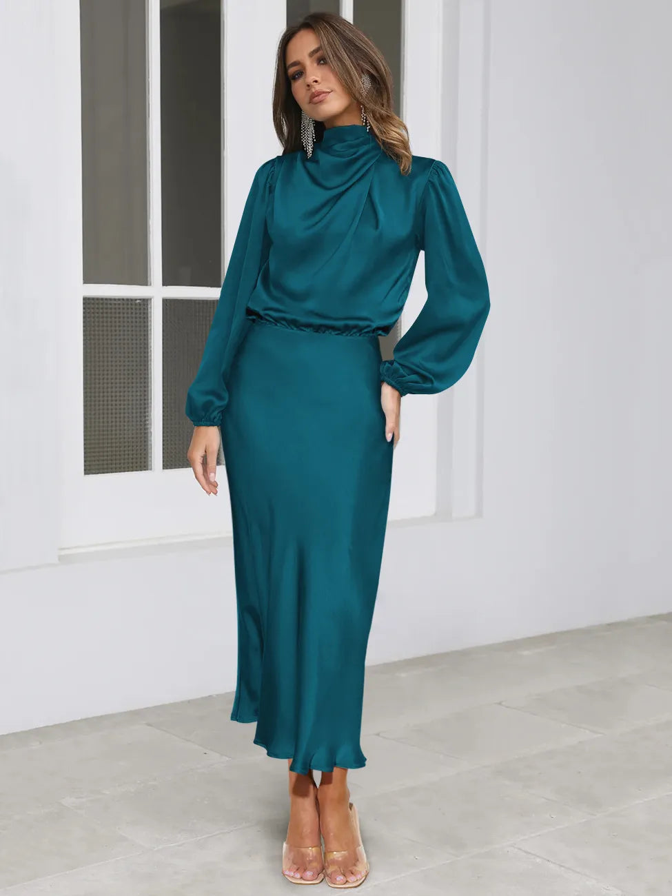   Vestido Midi Cetim Manga Longa