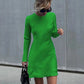 Vestido Curto de Cetim com Manga Comprida