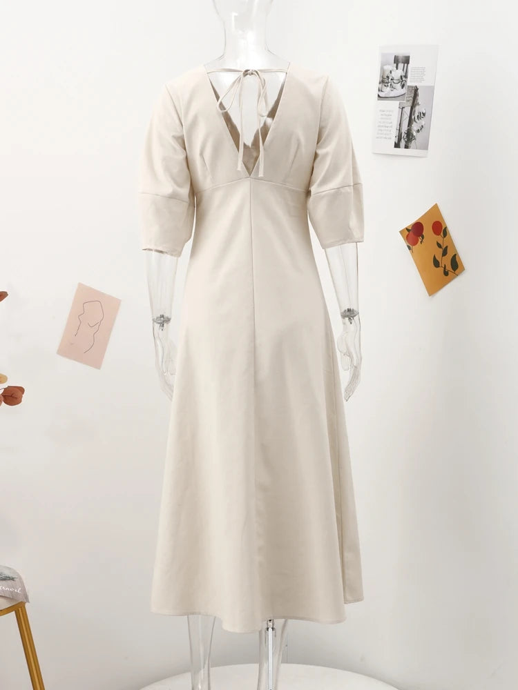  Vestido de Linho com Mangas Bufantes