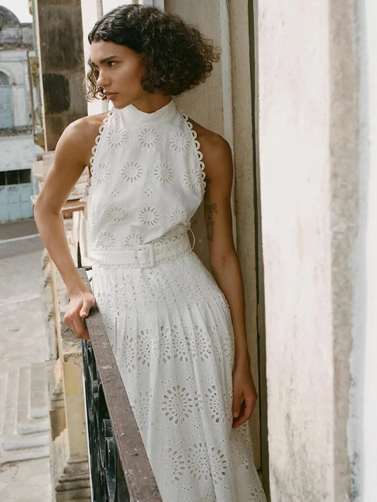 Vestido Laise Midi Bordado
