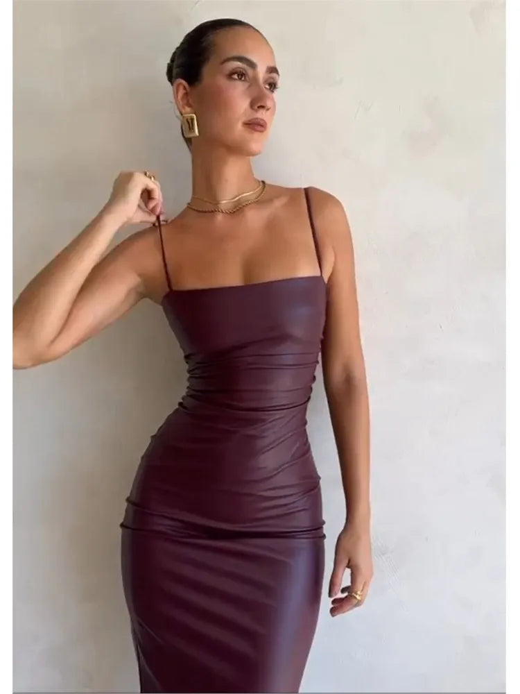 Vestido Midi de Couro