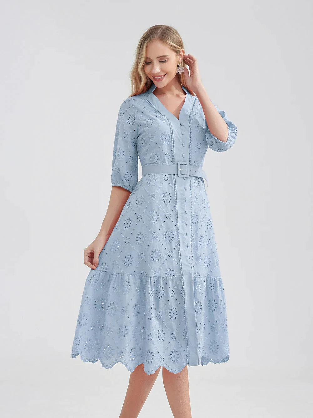   Vestido Laise Bordado com Cinto