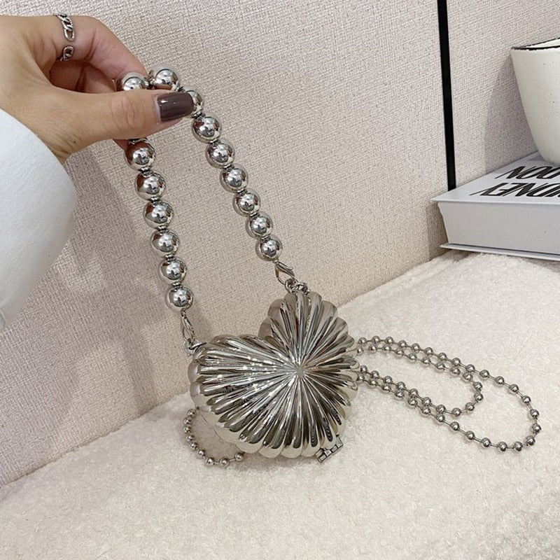 Bolsa em Metal Coração