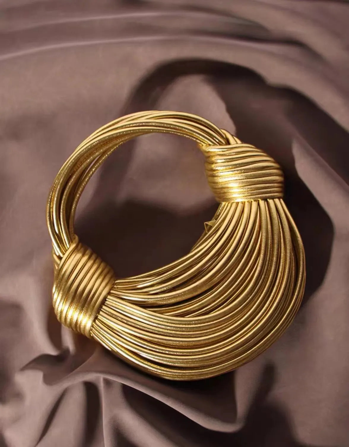 Bolsa Goldness