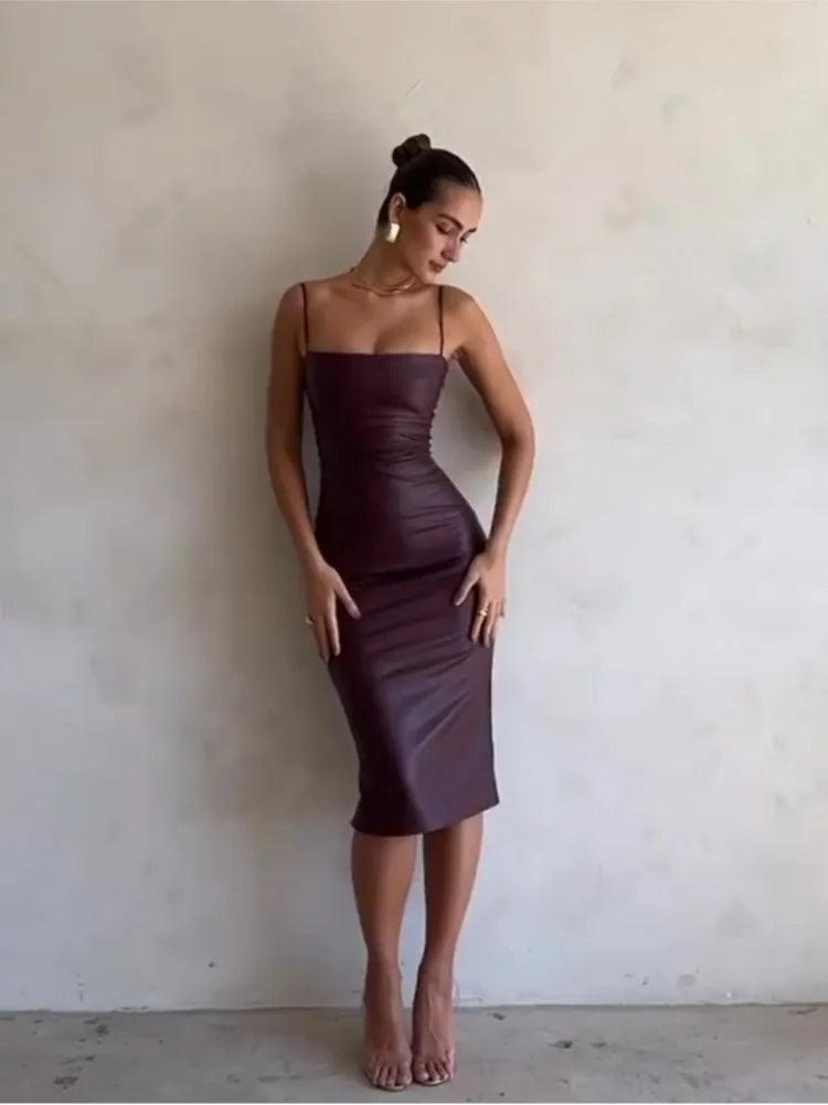 Vestido Midi de Couro