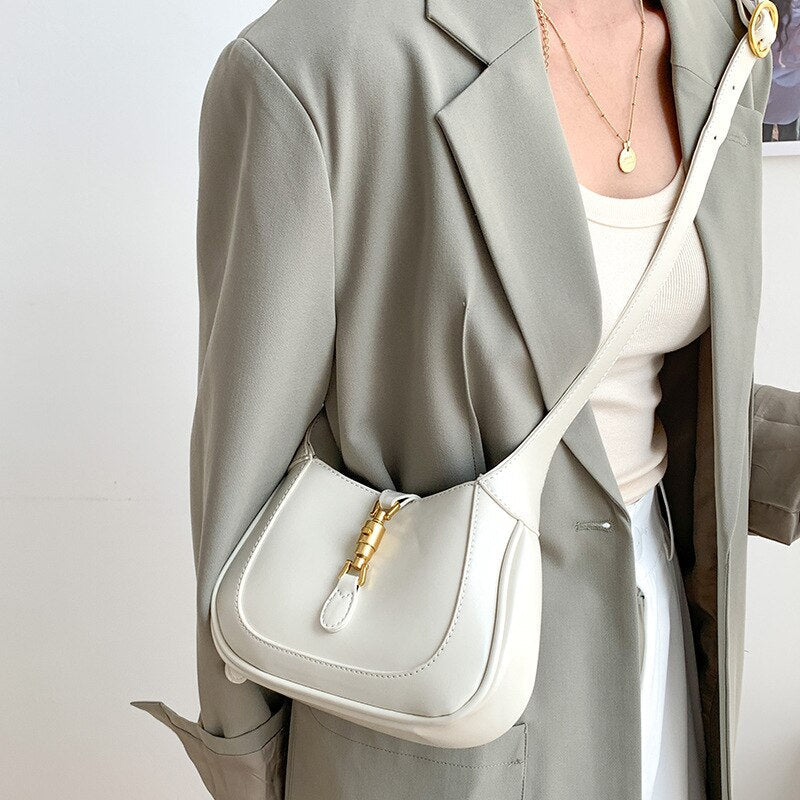  Bolsa Feminina de Couro 