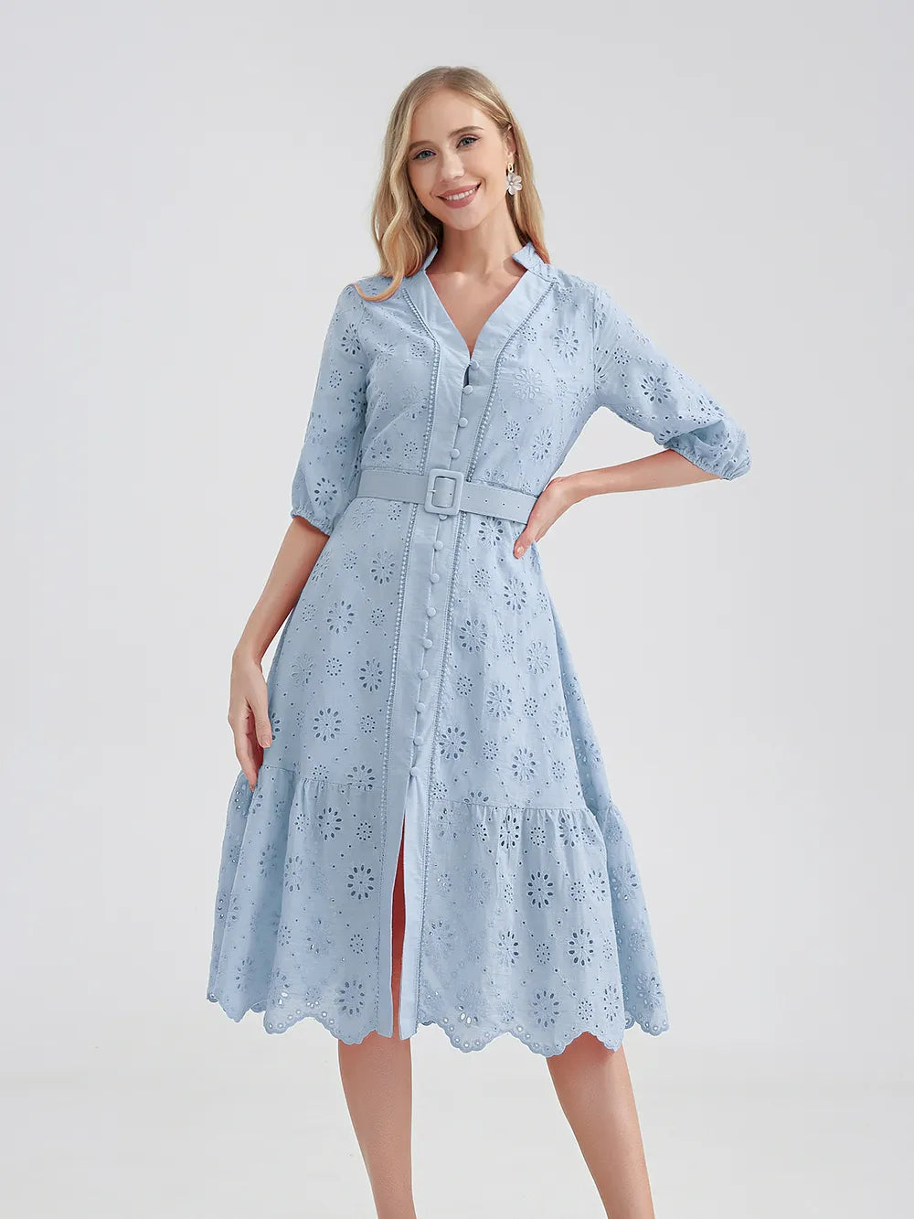  Vestido Laise Bordado com Cinto 