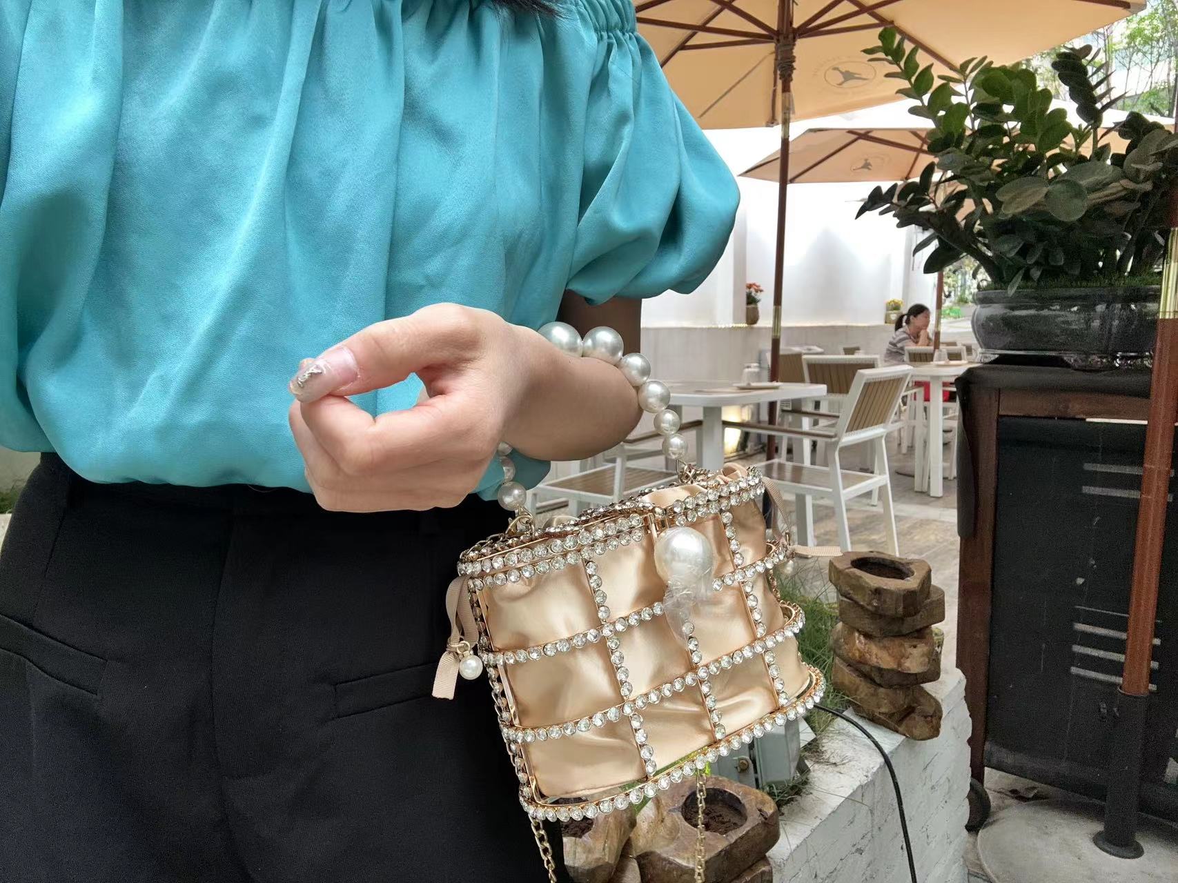 Bolsa de Balde Strass e Perola