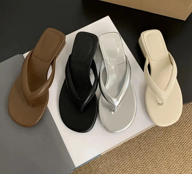 Chinelo Casual Minimalista Salto Baixo