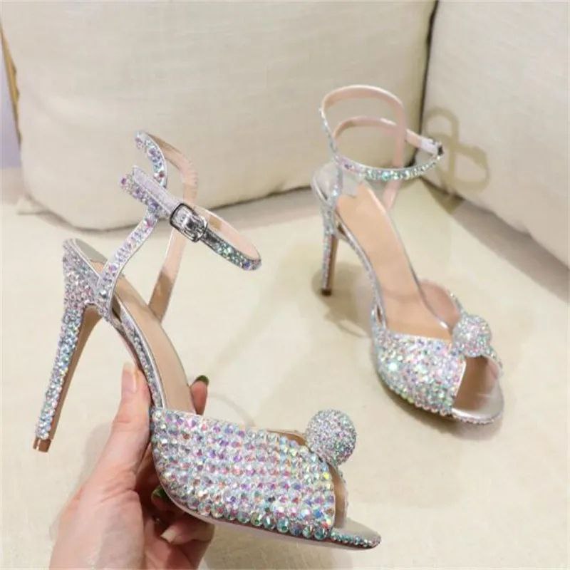 Sandália Peep Toe Strass