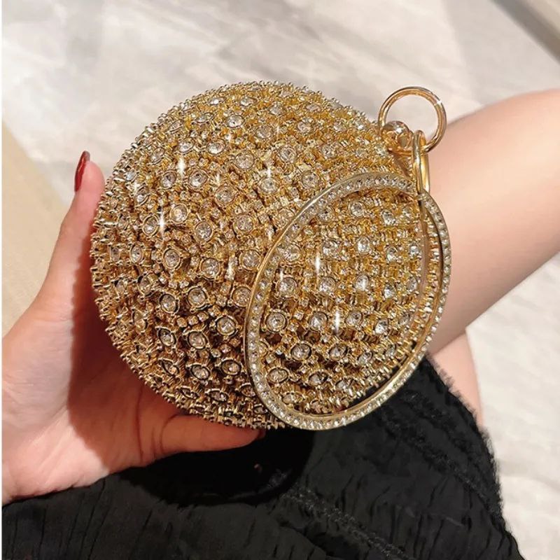 Clutch Redonda Pérola e Strass