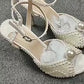 Sandália Peep Toe Pérola e Strass