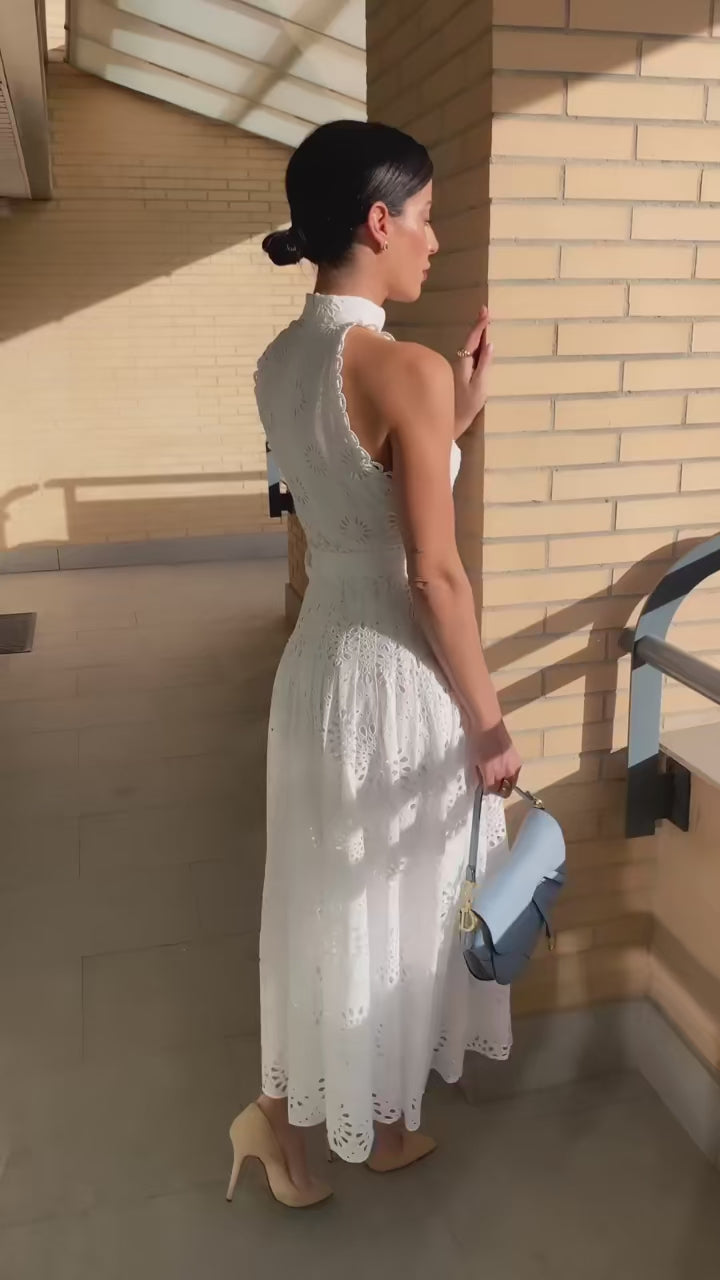 Vestido Laise Midi Bordado